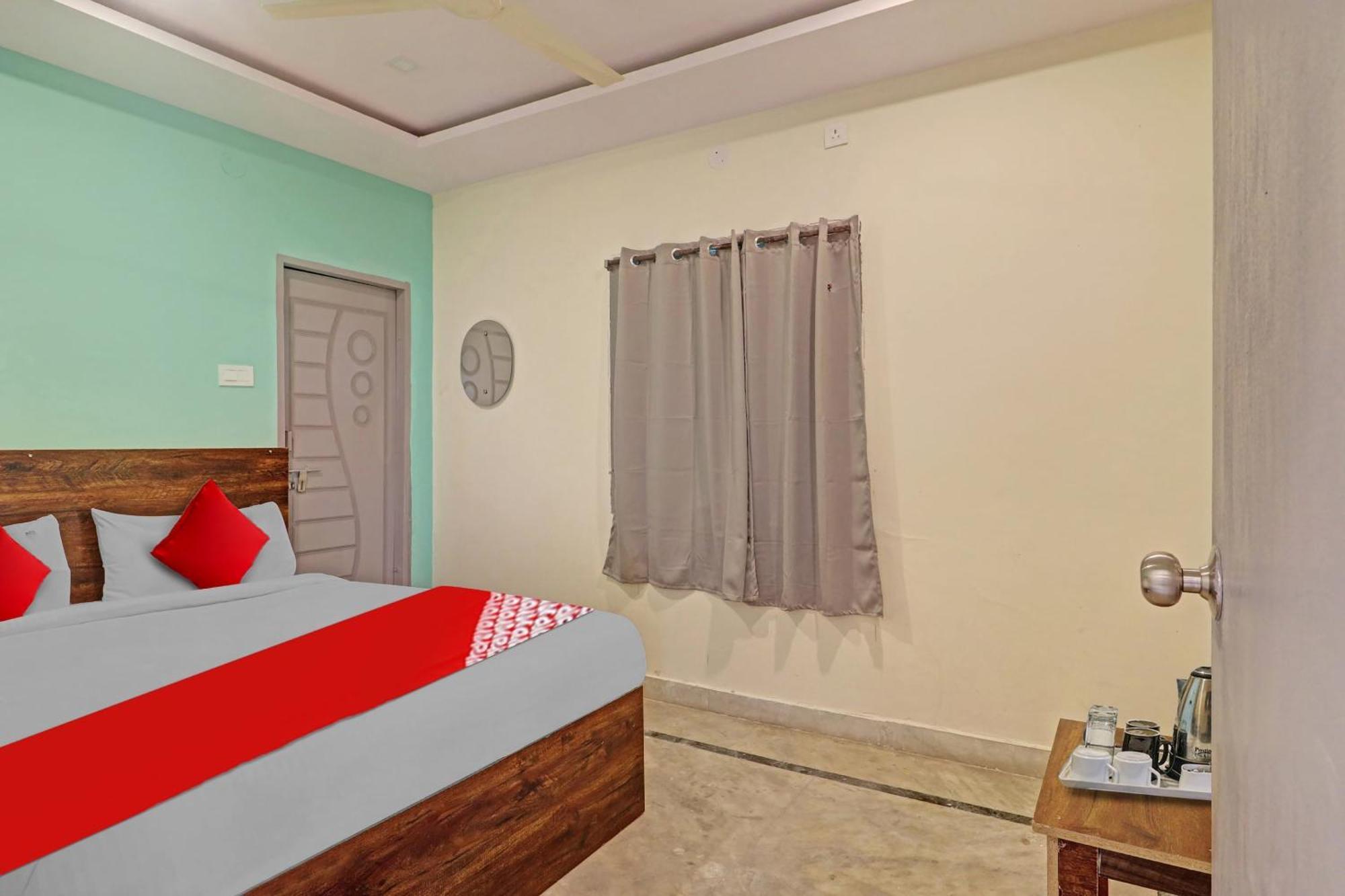 Hotel O R Square Sururnagar ภายนอก รูปภาพ